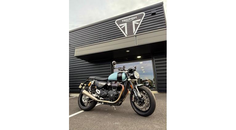TRIUMPH SPEED TWIN 1200